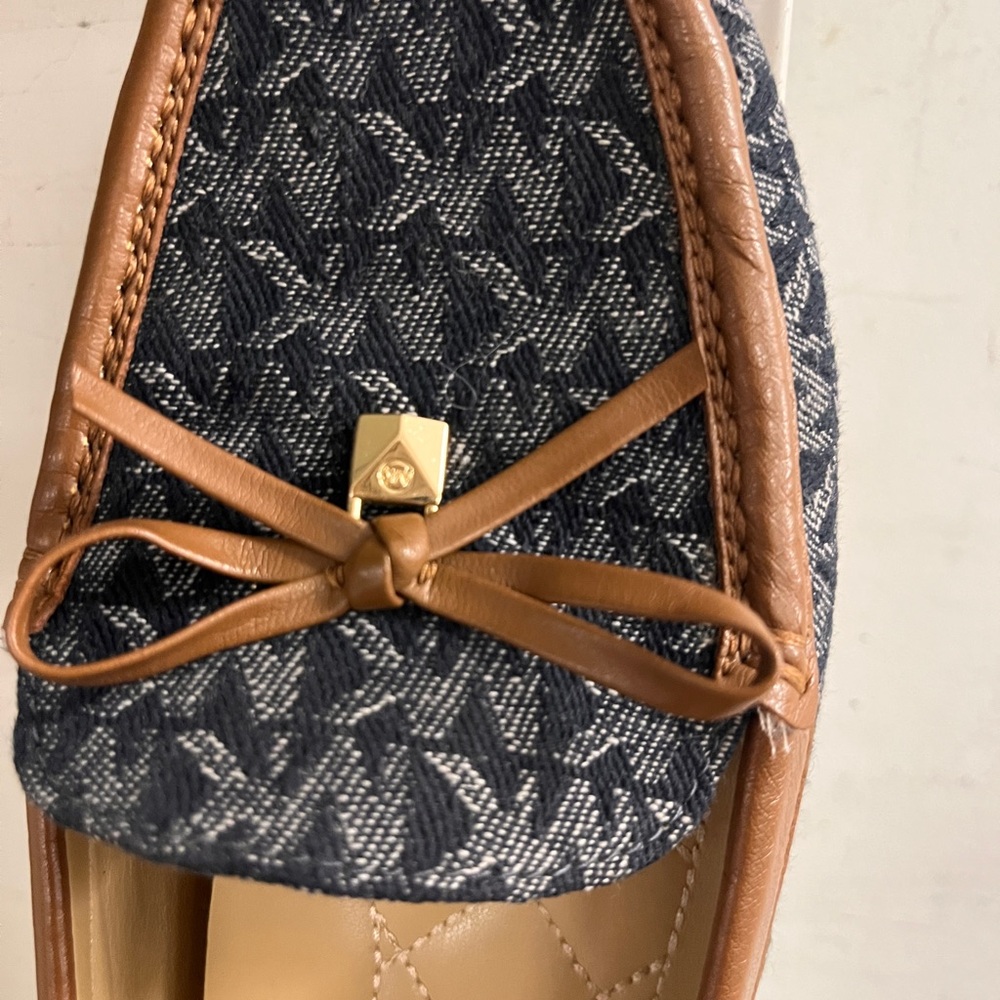 Black Friday NEW Michael Kors  BLACK & GREY, tan leather Juliette Flats. Size 8. - Picture 13 of 13